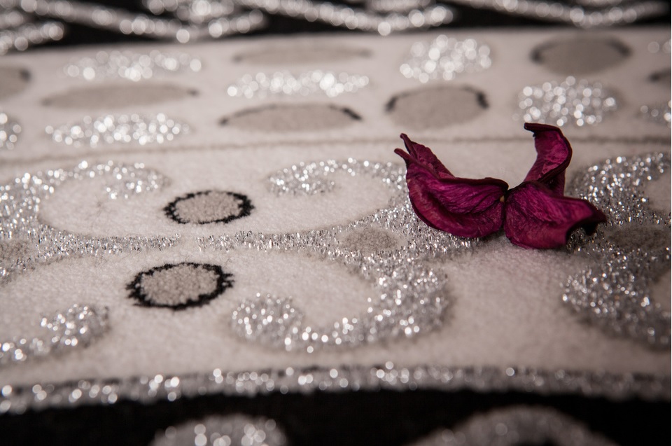 Kusový koberec Empera 735 Silver